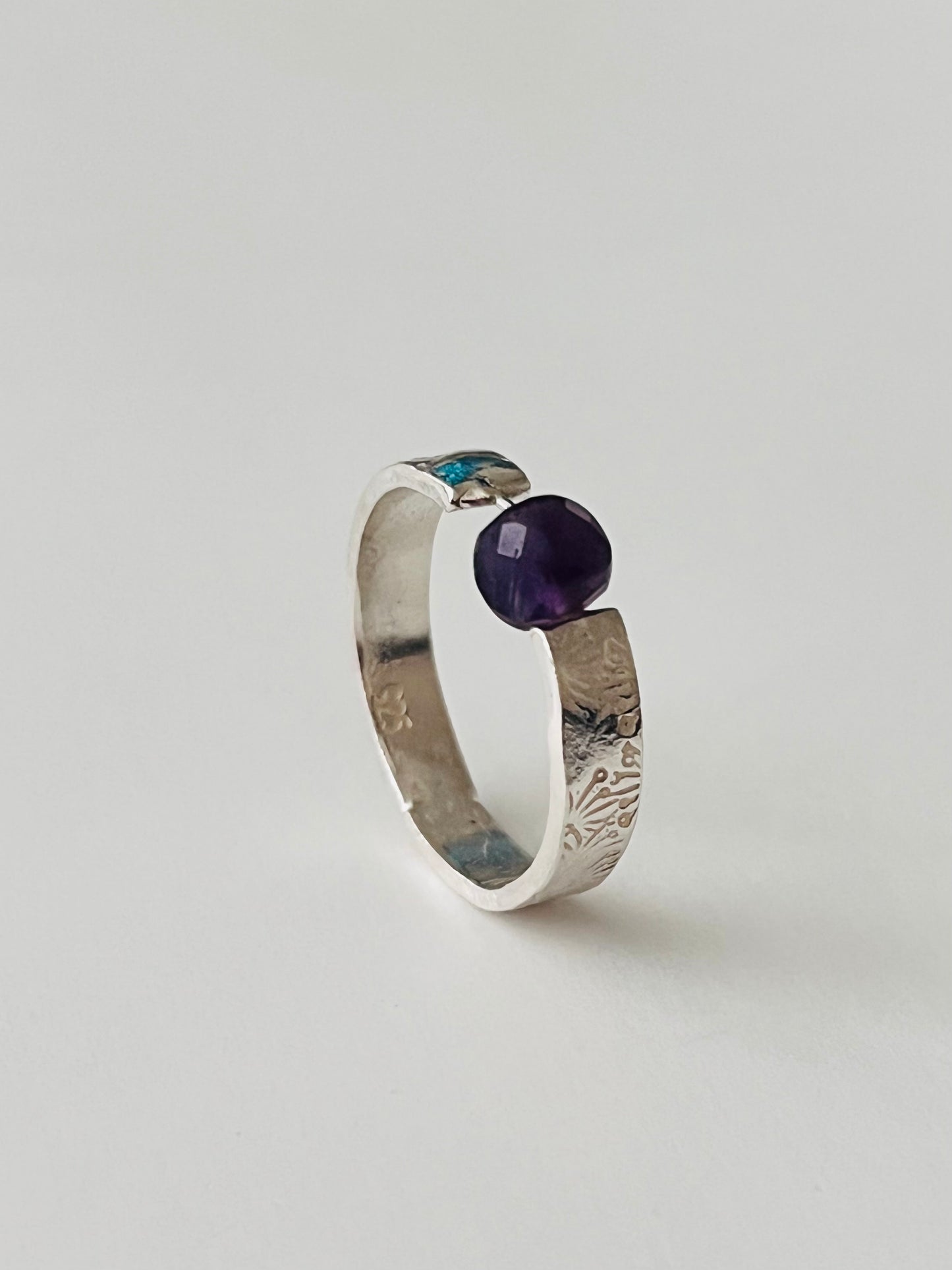 Amethyst silver pattern ring