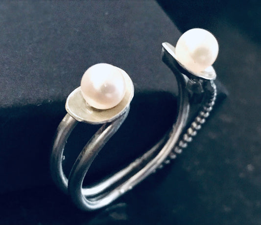 Open Pearl ring