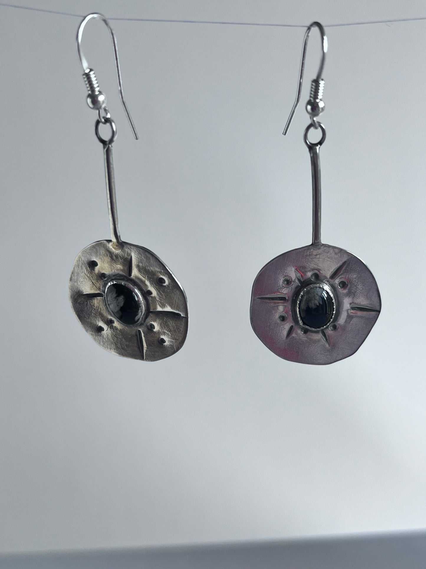 Onyx Dangly circle earrings