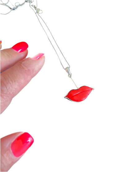 Red Lip silver pendant