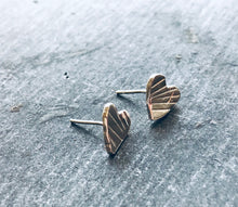 Load image into Gallery viewer, Earring Making:Jewellery Club Thornden Friday 20.11.26 4-6PM
