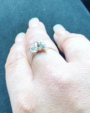 Load image into Gallery viewer, Pebble charm ring
