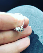Load image into Gallery viewer, Pebble charm ring
